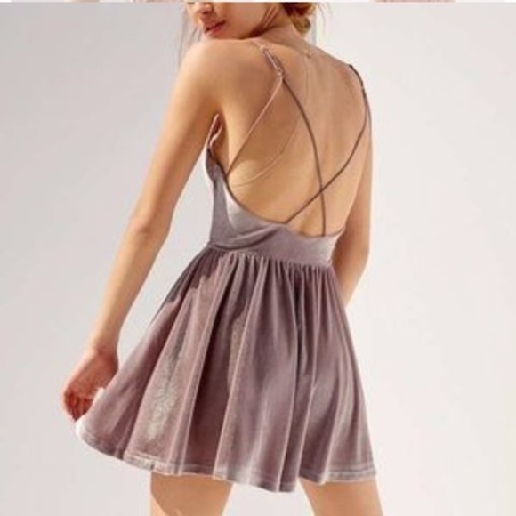 Urban Outfitters Crushed Velvet Romper - Picture 2 of 2